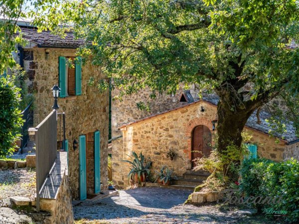 casale in vendita a Montieri