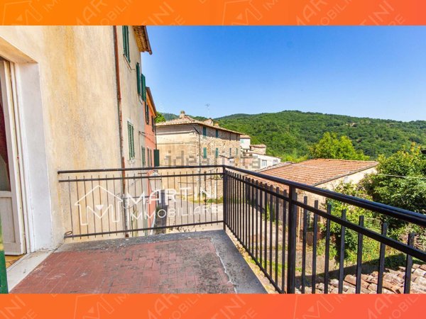 casa indipendente in vendita a Montieri in zona Travale