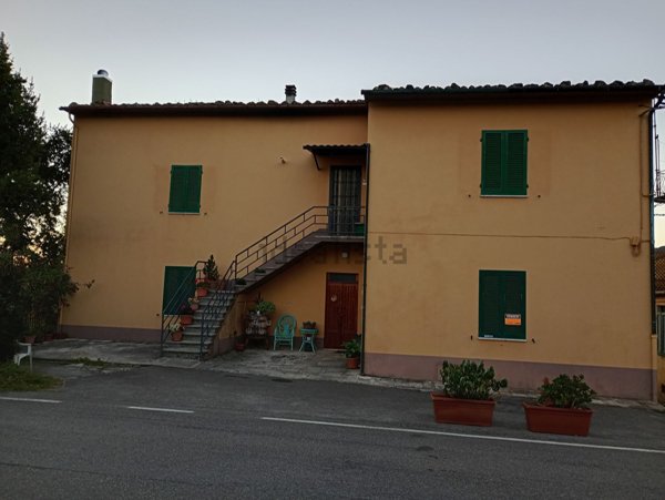 casa indipendente in vendita a Montieri