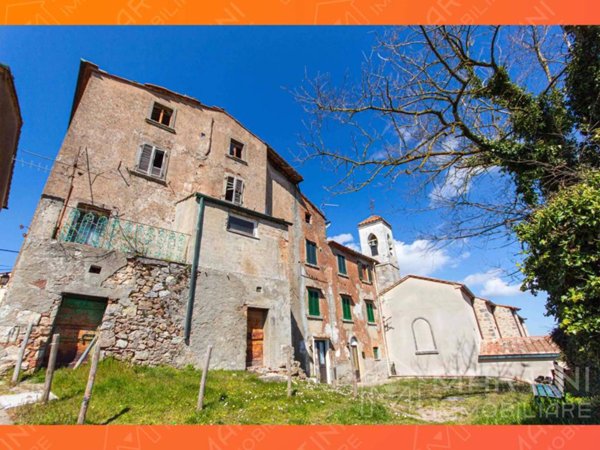 casa indipendente in vendita a Montieri in zona Boccheggiano