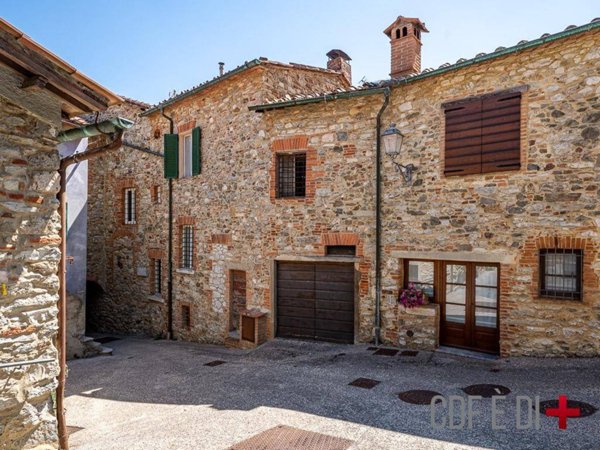 appartamento in vendita a Montieri in zona Boccheggiano