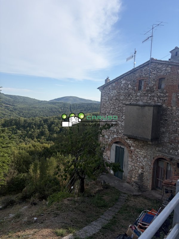 casa indipendente in vendita a Montieri in zona Gerfalco