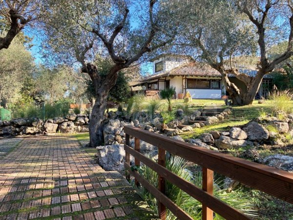 casa indipendente in vendita ad Orbetello in zona Ansedonia