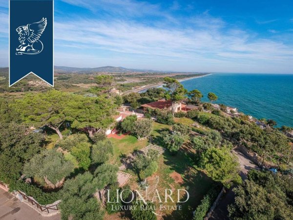 casa indipendente in vendita ad Orbetello in zona Ansedonia