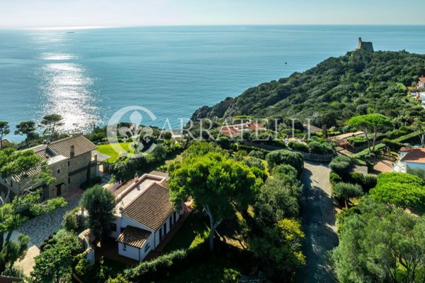 casa indipendente in vendita ad Orbetello in zona Ansedonia