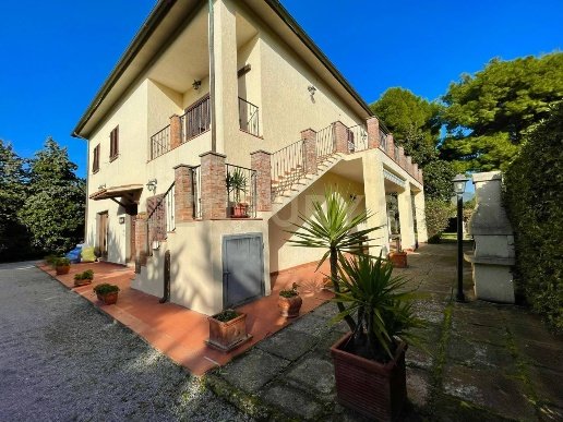 casale in vendita ad Orbetello