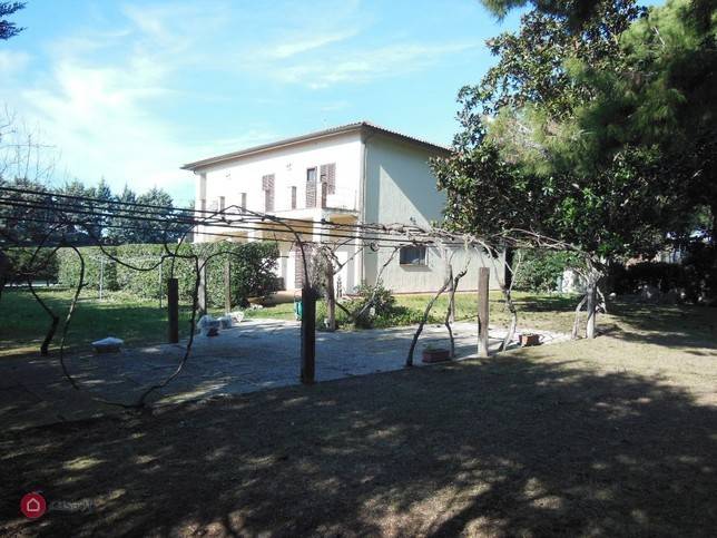 casa indipendente in vendita ad Orbetello in zona Ansedonia