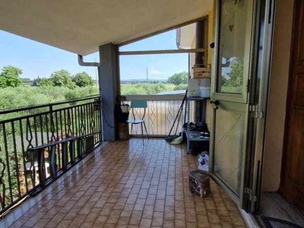appartamento in vendita ad Orbetello in zona Albinia