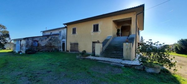 casa indipendente in vendita ad Orbetello