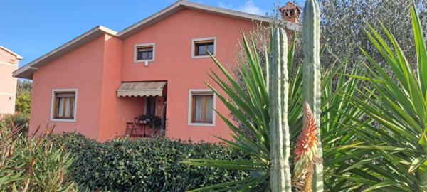 casa indipendente in vendita ad Orbetello