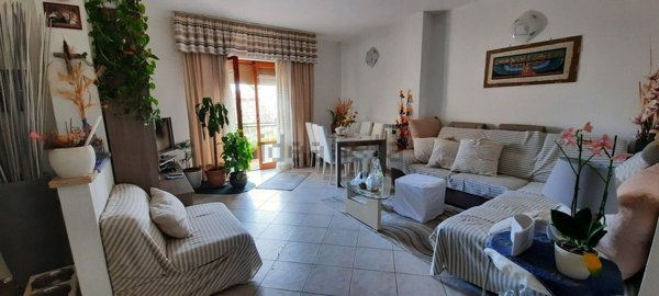 appartamento in vendita ad Orbetello in zona Albinia