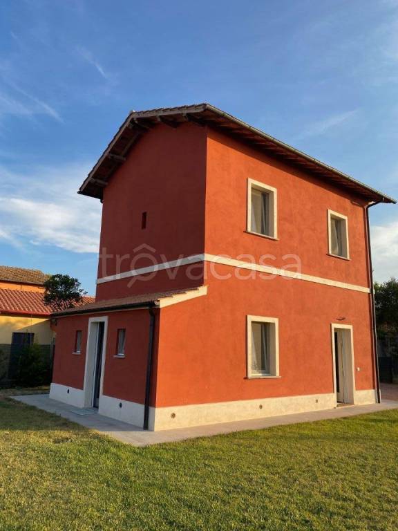 appartamento in vendita ad Orbetello in zona Ansedonia