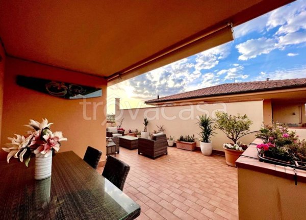 appartamento in vendita ad Orbetello in zona Albinia
