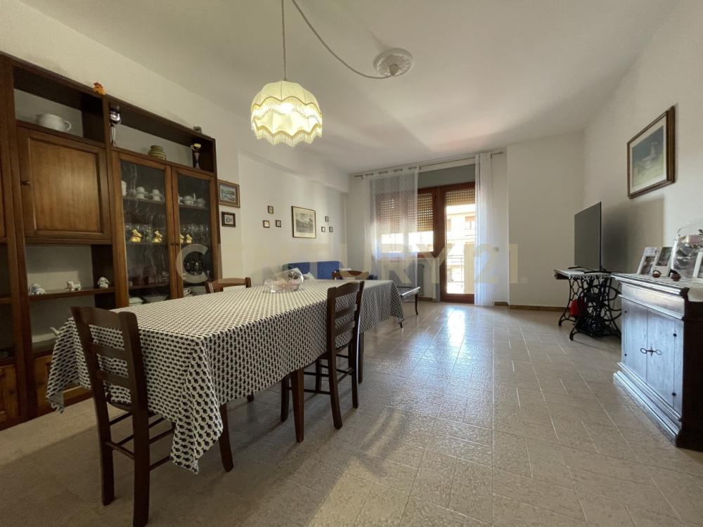 appartamento in vendita ad Orbetello in zona Albinia