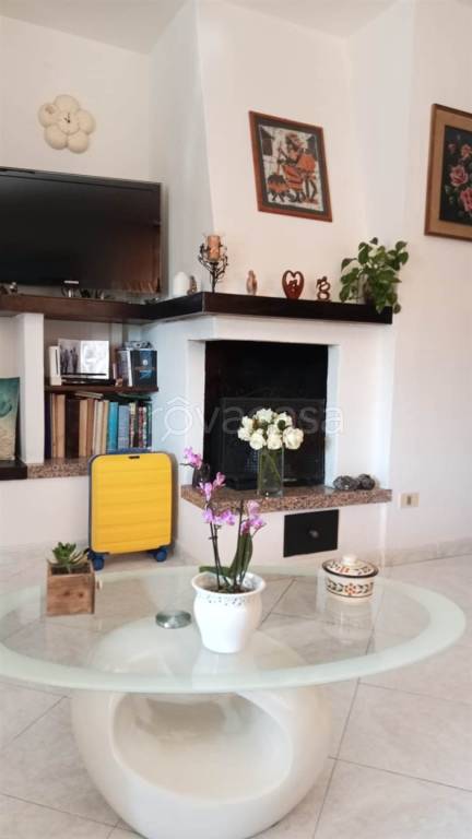 appartamento in vendita ad Orbetello in zona Albinia