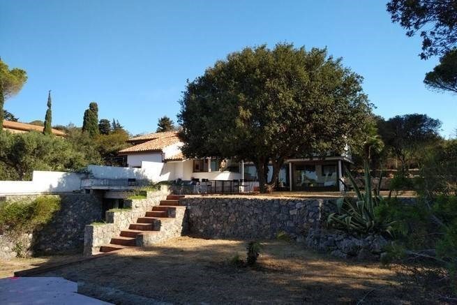 casa indipendente in vendita ad Orbetello in zona Ansedonia