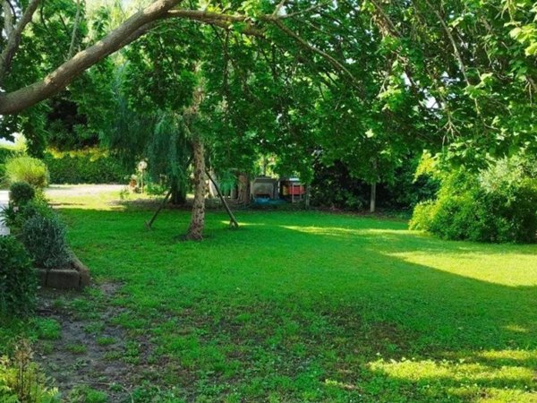 casa indipendente in vendita ad Orbetello
