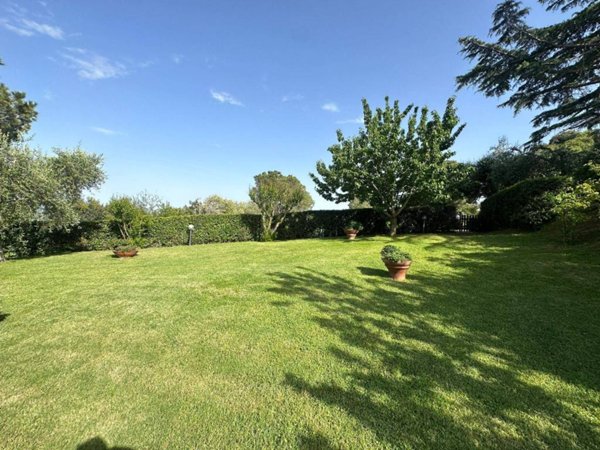 appartamento in vendita ad Orbetello in zona Talamone