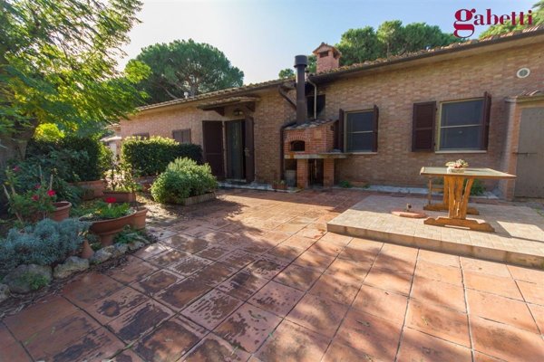 casa indipendente in vendita ad Orbetello
