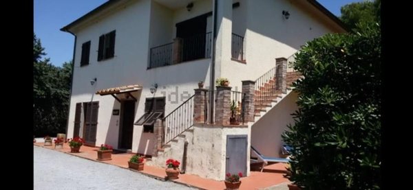 casa indipendente in vendita ad Orbetello