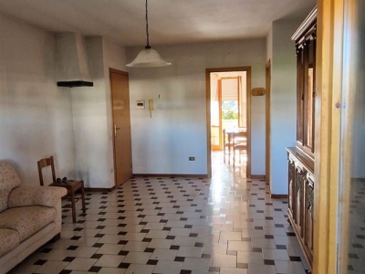 appartamento in vendita ad Orbetello in zona Albinia
