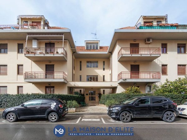 appartamento in vendita ad Orbetello in zona Albinia