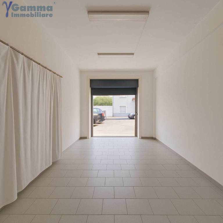 locale commerciale in vendita ad Orbetello