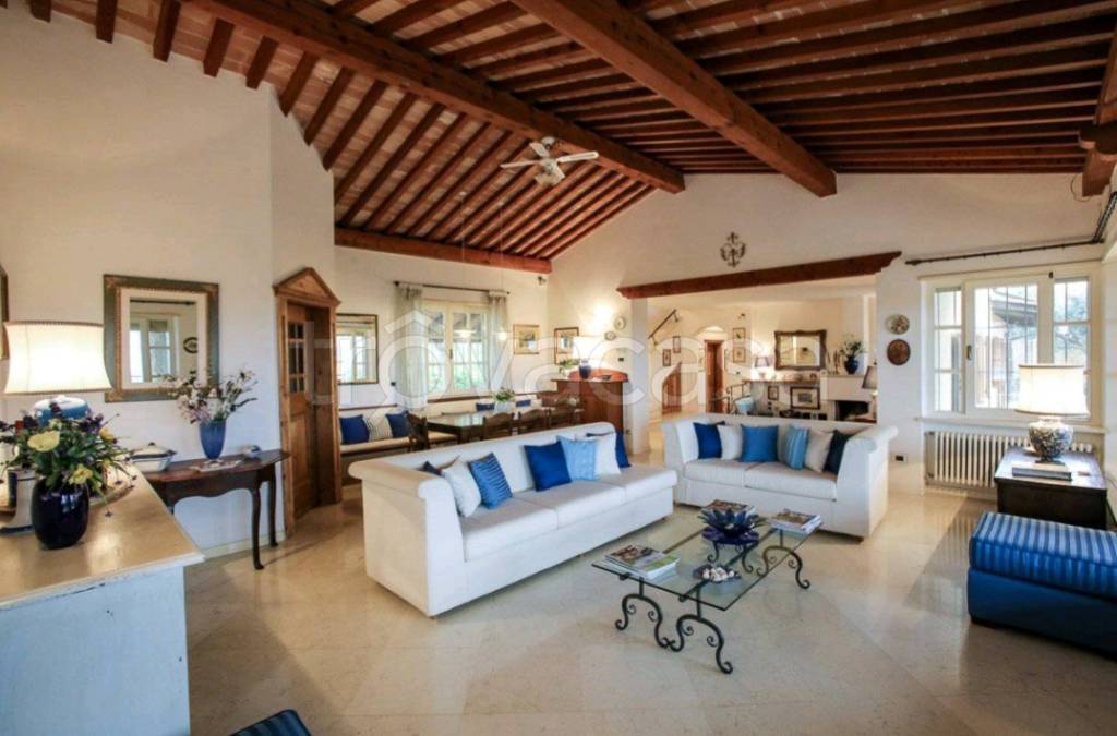 casa indipendente in vendita ad Orbetello in zona Talamone