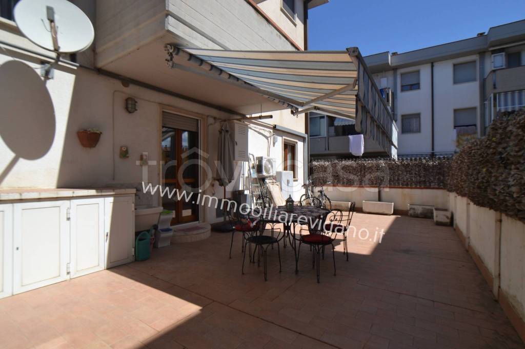 appartamento in vendita ad Orbetello in zona Albinia