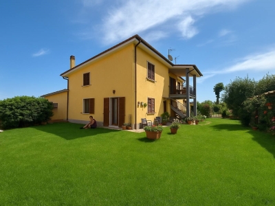 appartamento in vendita ad Orbetello in zona Giannella