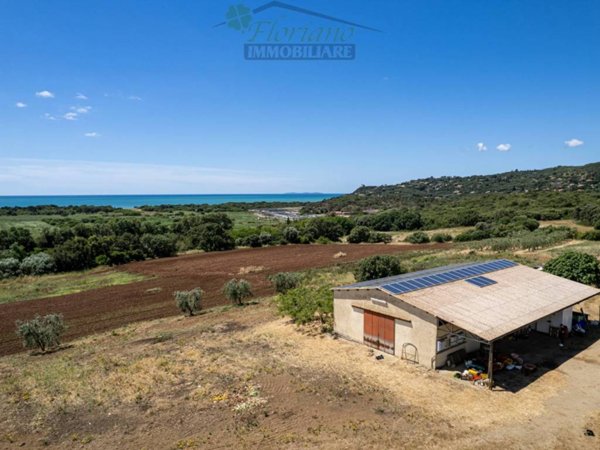 casa indipendente in vendita ad Orbetello in zona Ansedonia