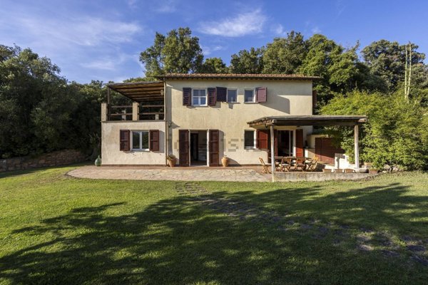 casa indipendente in vendita ad Orbetello