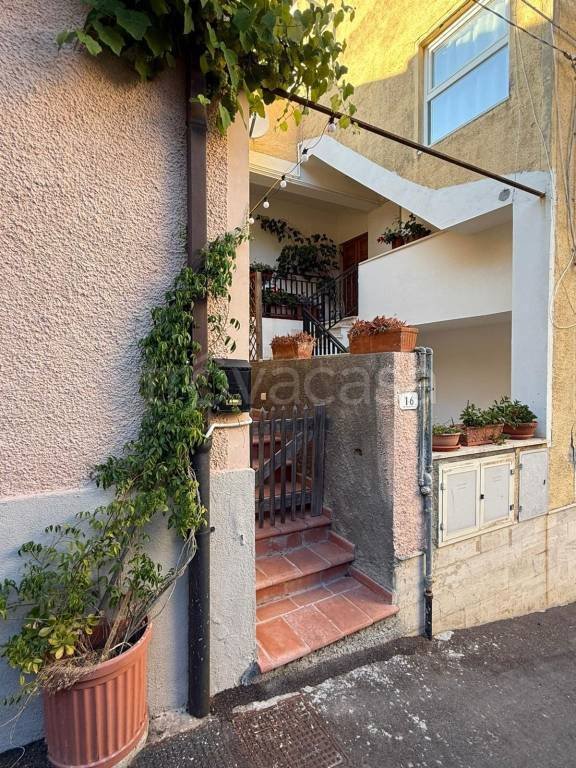appartamento in vendita ad Orbetello in zona Talamone