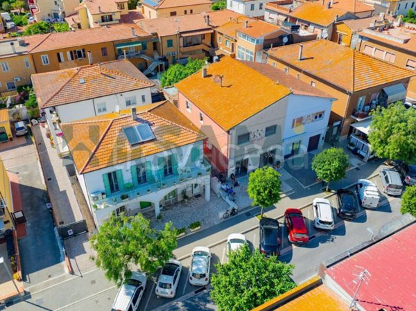 casa indipendente in vendita ad Orbetello