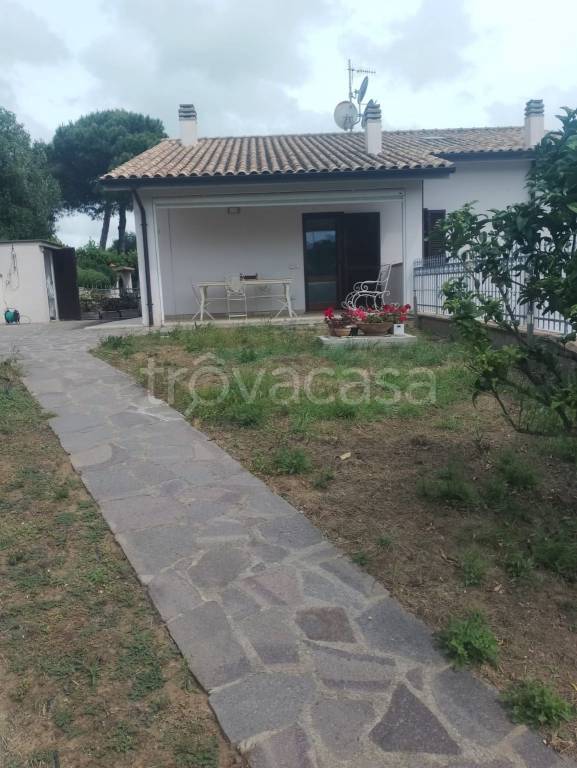 appartamento in vendita ad Orbetello in zona Fonteblanda