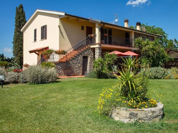 casa indipendente in vendita ad Orbetello in zona Giannella