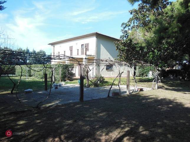 casa indipendente in vendita ad Orbetello in zona Ansedonia
