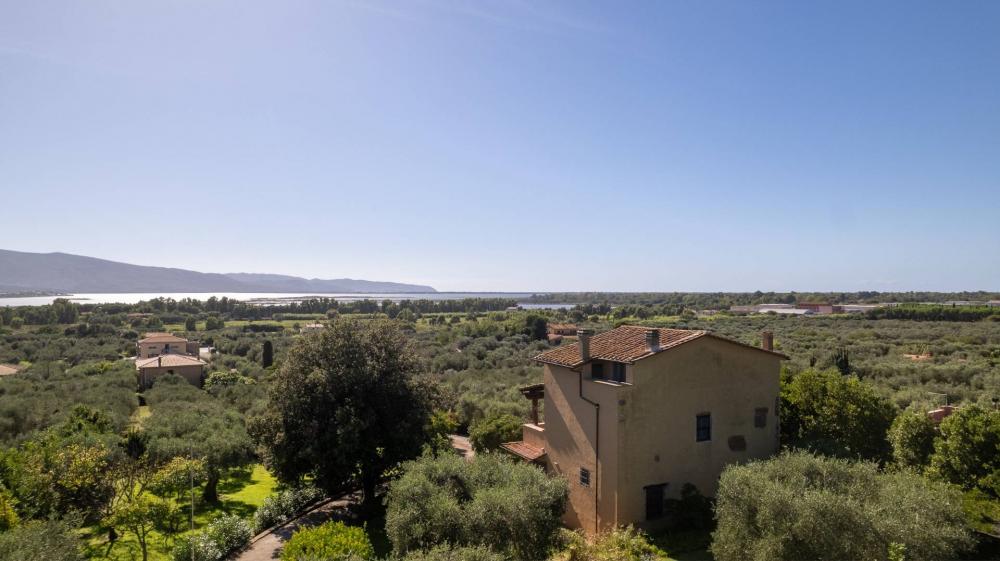 casa indipendente in vendita ad Orbetello in zona Ansedonia