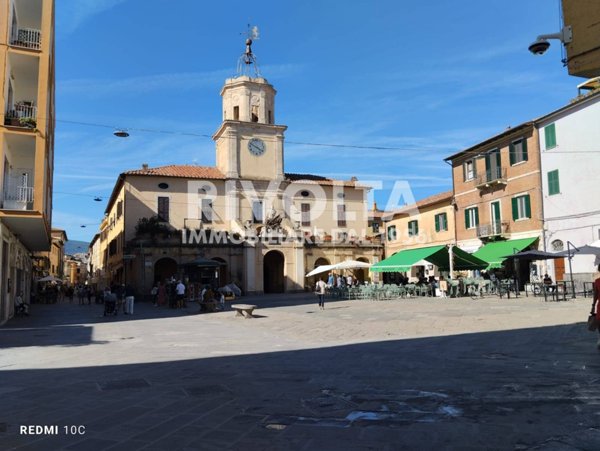 negozio in vendita ad Orbetello