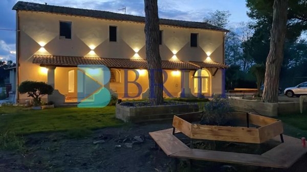 casa indipendente in vendita ad Orbetello