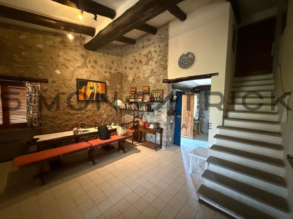 casa indipendente in vendita ad Orbetello in zona Ansedonia