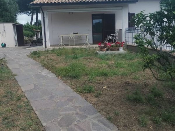 appartamento in vendita ad Orbetello in zona Fonteblanda