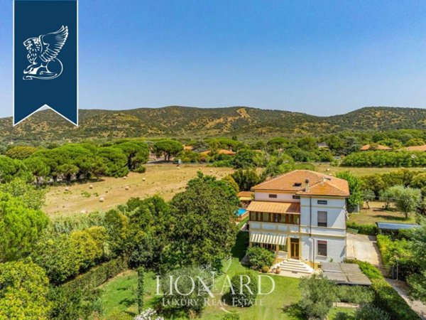 casa indipendente in vendita ad Orbetello in zona Ansedonia