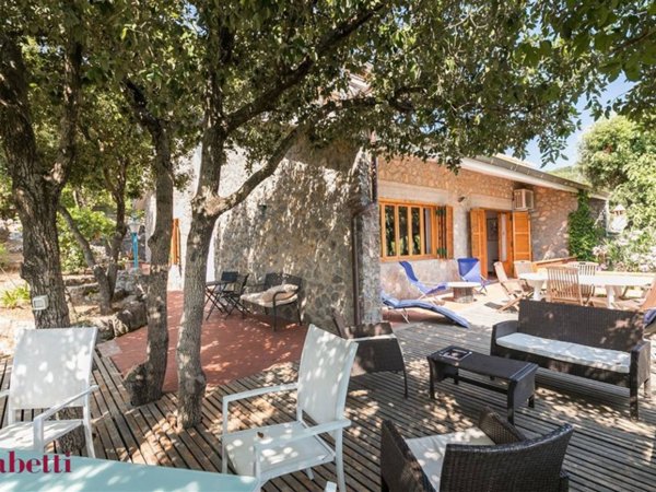 casa indipendente in vendita ad Orbetello in zona Ansedonia