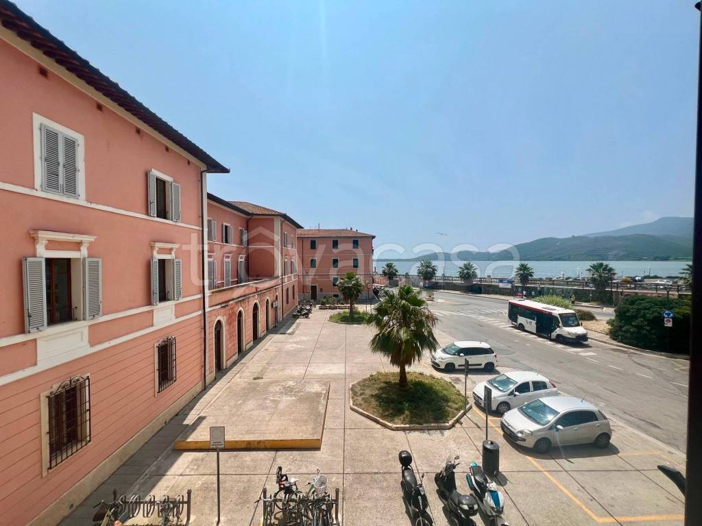 appartamento in vendita ad Orbetello in zona Giannella