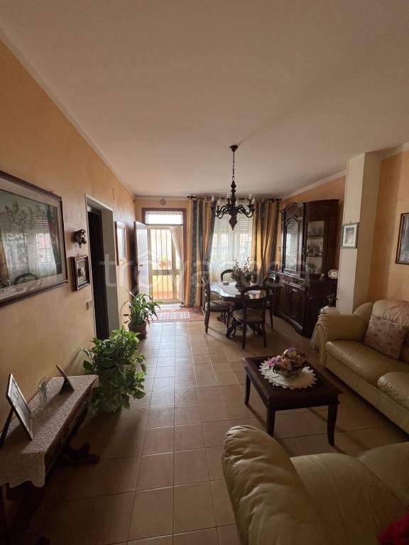 appartamento in vendita ad Orbetello in zona Talamone