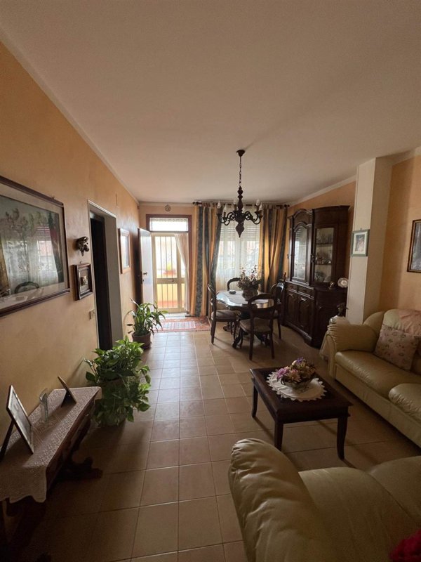 appartamento in vendita ad Orbetello in zona Talamone