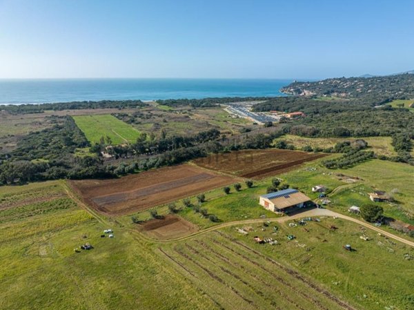 terreno edificabile in vendita ad Orbetello in zona Ansedonia