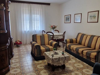 appartamento in vendita ad Orbetello in zona Albinia