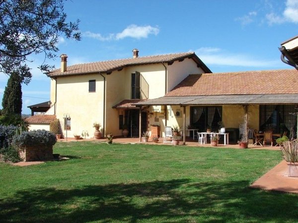 casale in vendita ad Orbetello